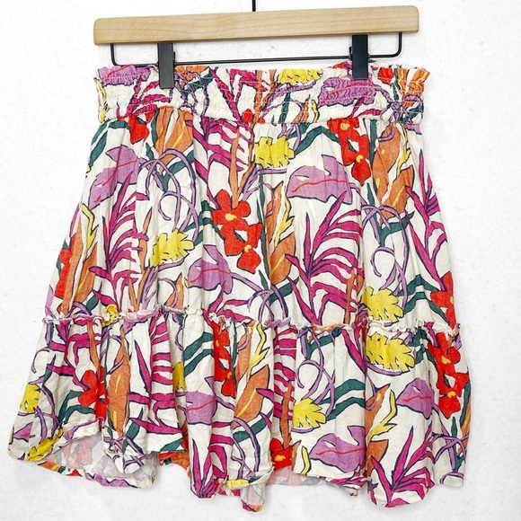 Marine Layer Sofie Smocked Mini Tiered Skirt in Tropical Floral Size XL - Picture 4 of 8